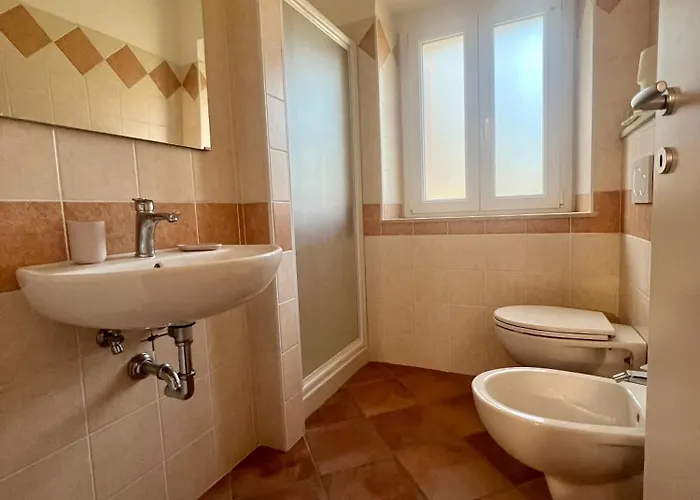 Rosa Nel - Vista D'amare * San Benedetto del Tronto